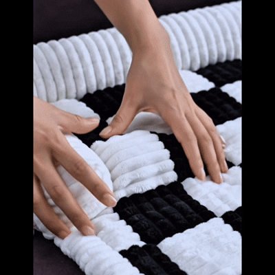 WillsPaw™ Ultra-Soft Calming Furniture Protector Cover